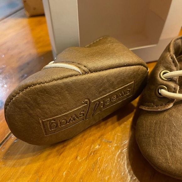 Sweet N Swag Kids Brown faux Leather-Look Soft Sole Shoes - Picture 3 of 5